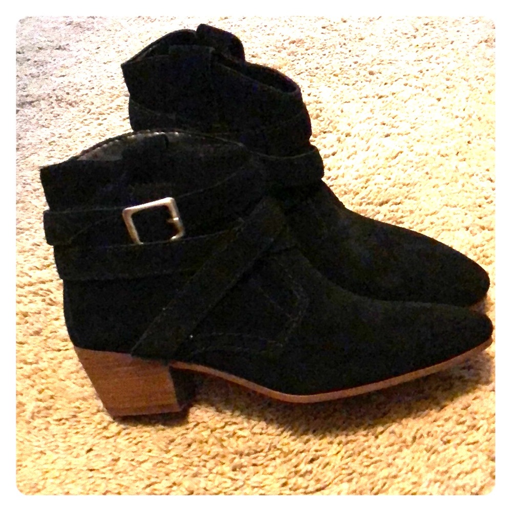 Brand New Nine West Boots, size 8